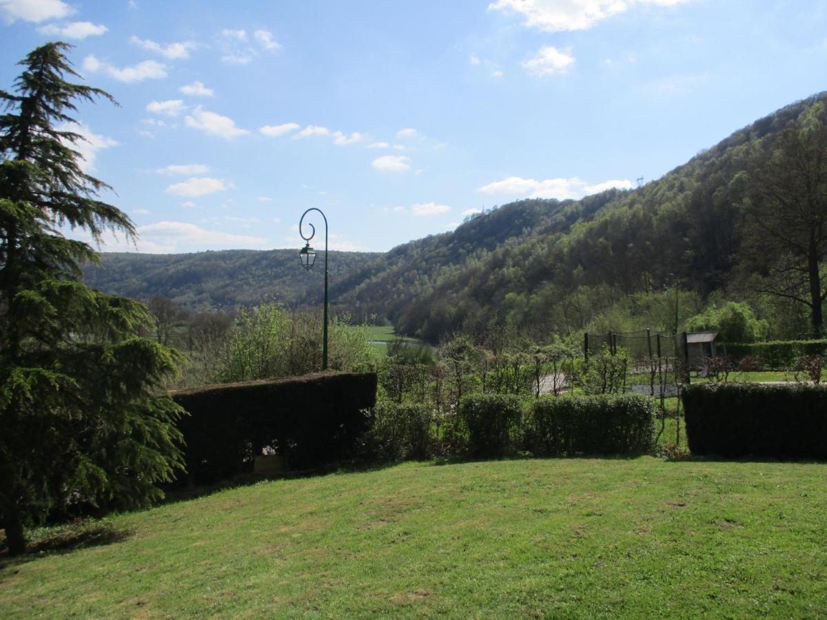 Maison L'Hirondelle Rustique A Tournavaux ภายนอก รูปภาพ