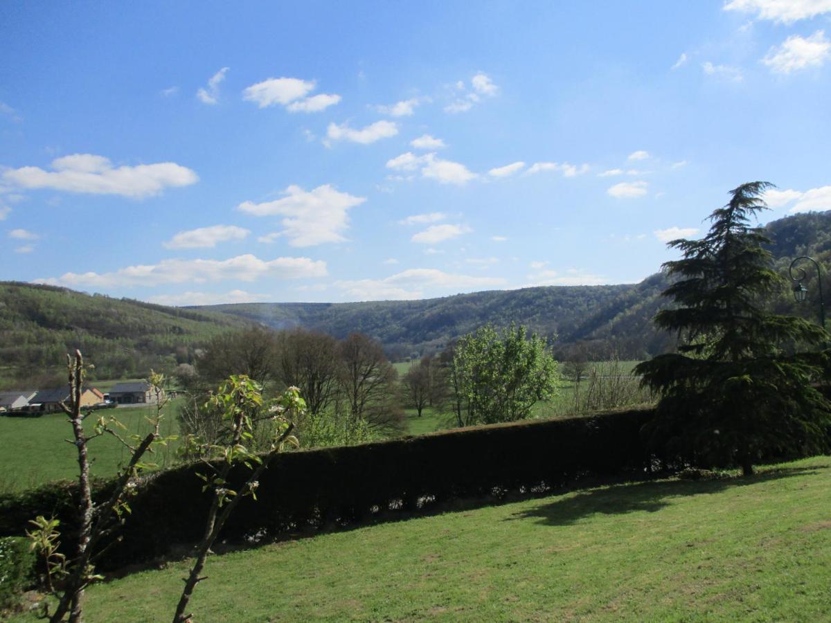 Maison L'Hirondelle Rustique A Tournavaux ภายนอก รูปภาพ