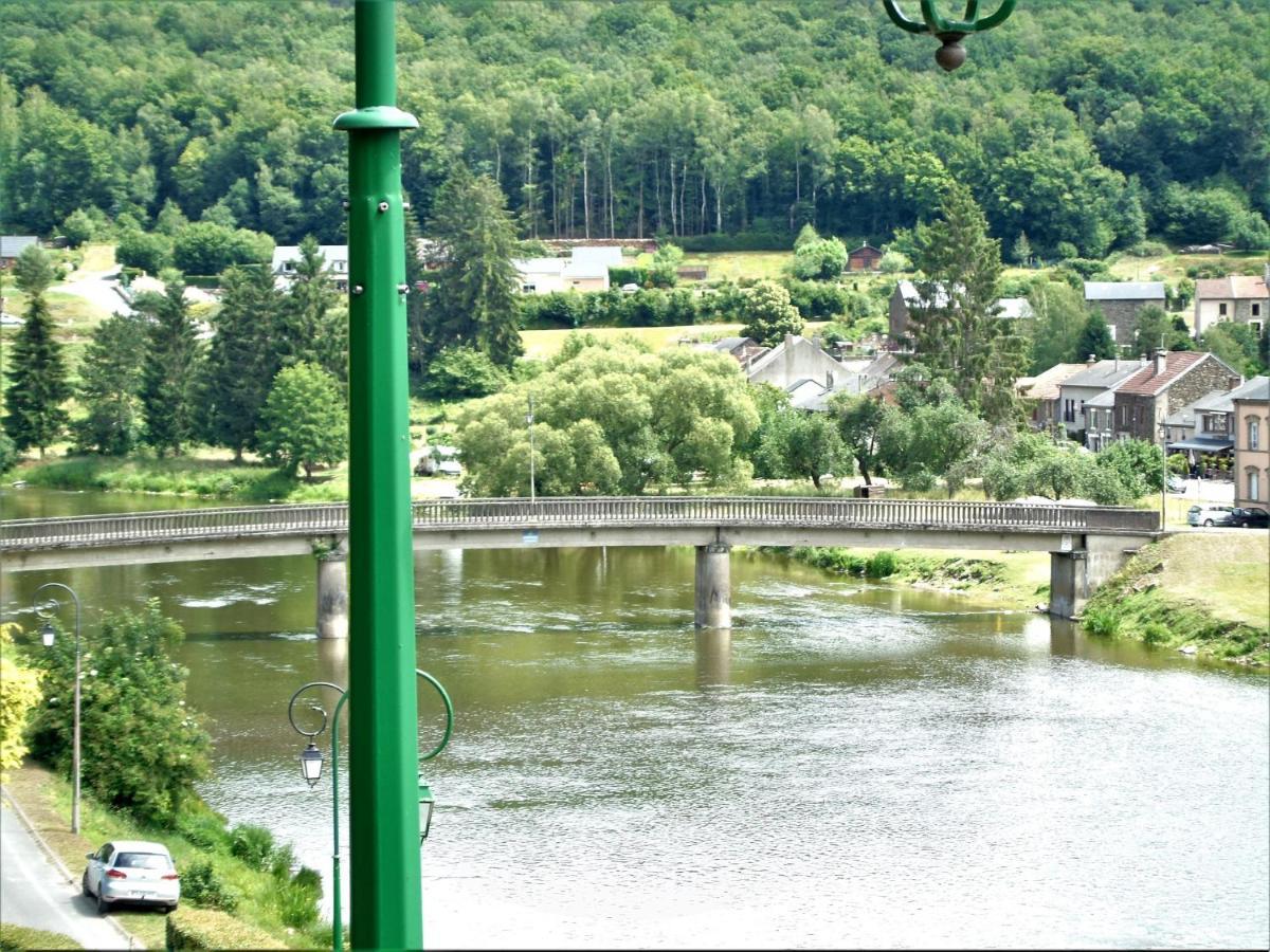 Maison L'Hirondelle Rustique A Tournavaux ภายนอก รูปภาพ