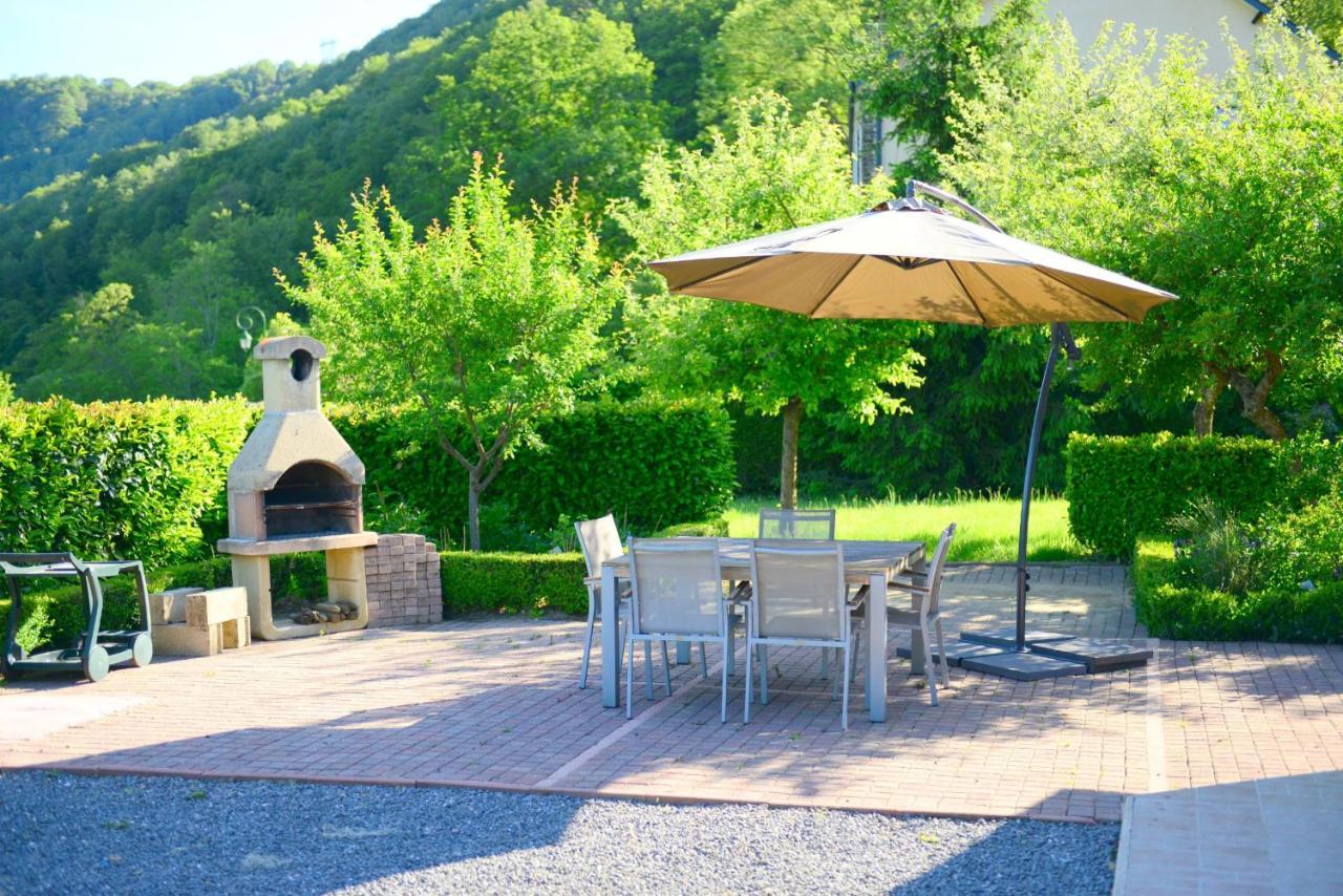 Maison L'Hirondelle Rustique A Tournavaux ภายนอก รูปภาพ