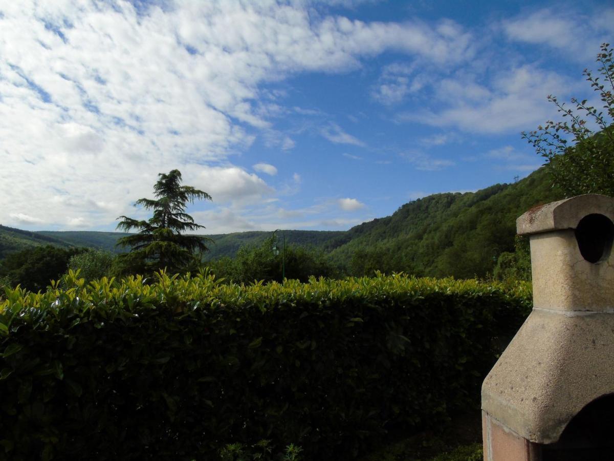 Maison L'Hirondelle Rustique A Tournavaux ภายนอก รูปภาพ
